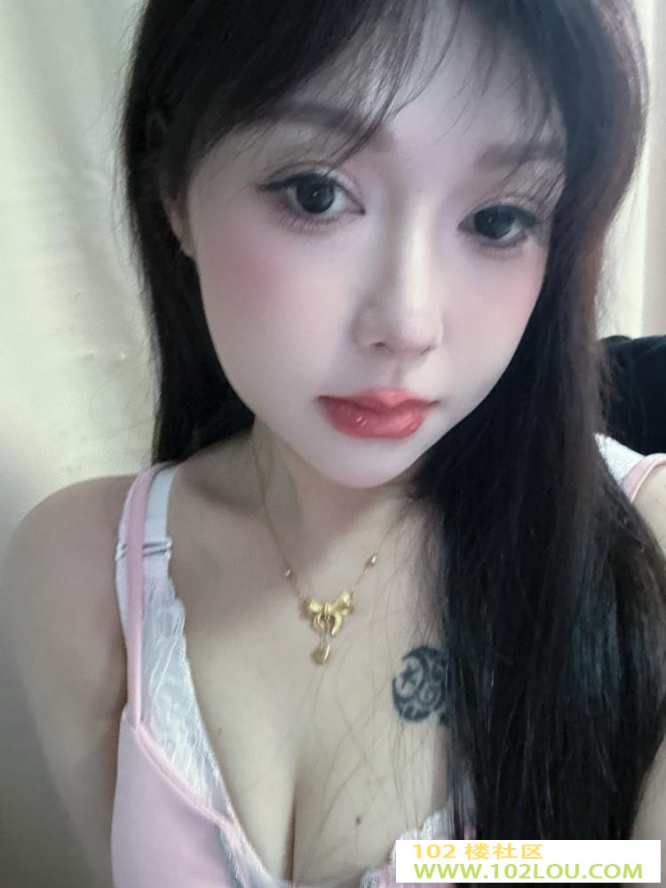 190348x0d9yi9tsq49o9sb.jpg